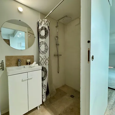 De Charme A Bed & Breakfast 3*